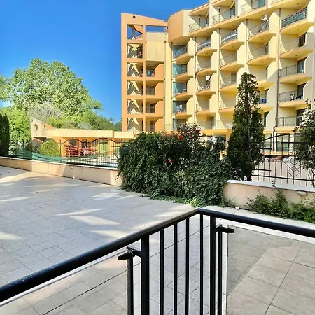 Sunny - Private Apartament